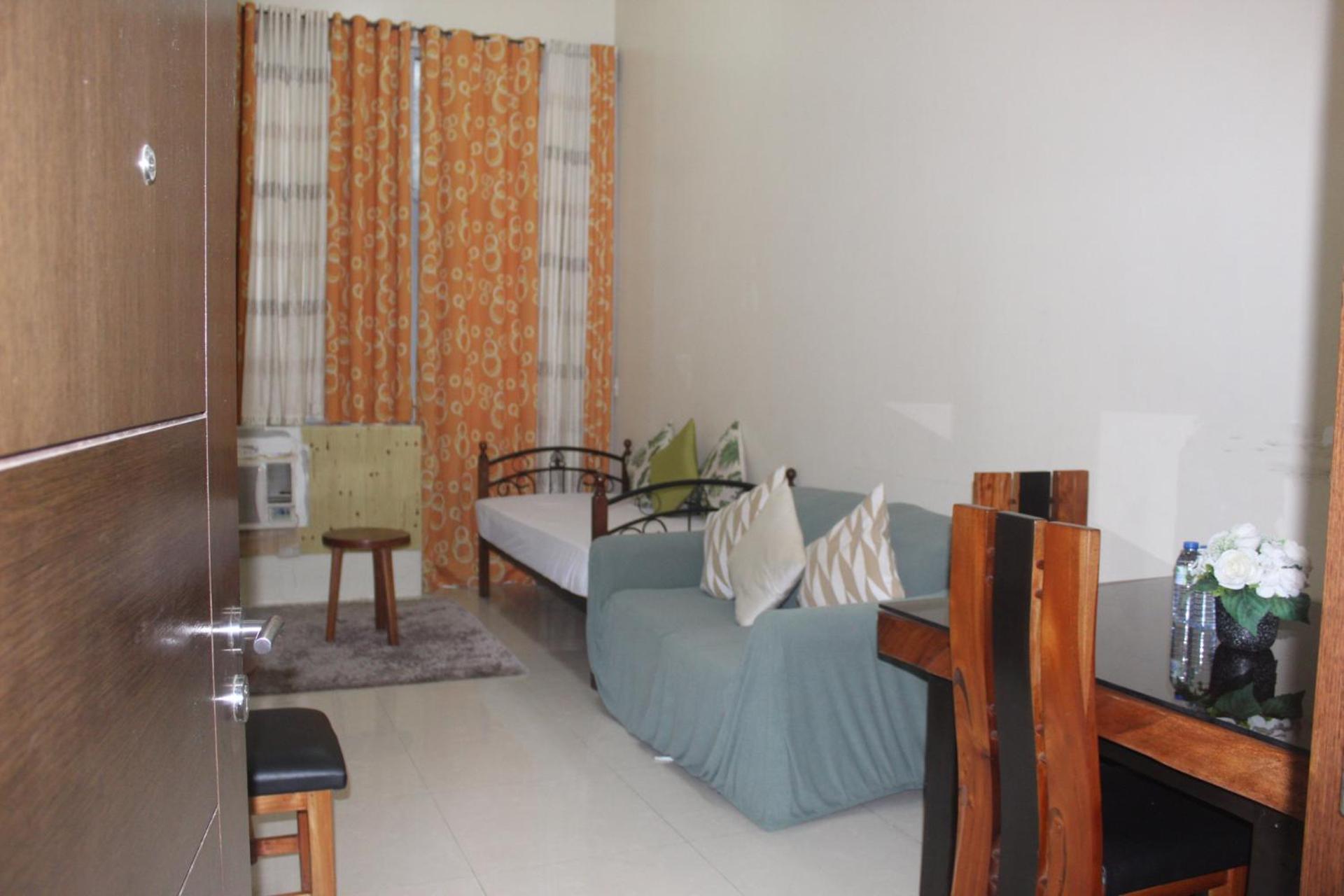 Condo 1 Palm Tree Across Naia T3 Pasay Exterior photo